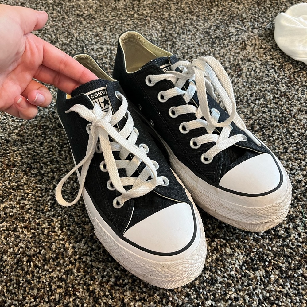 Converse Platform Low Tops (Black)